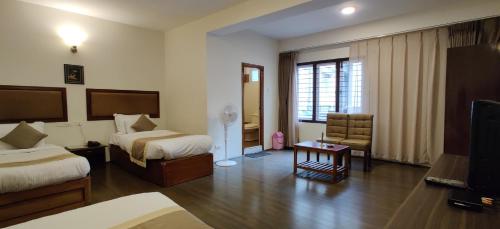 Standard Triple Room image 5