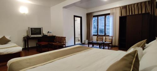 Standard Triple Room image 3