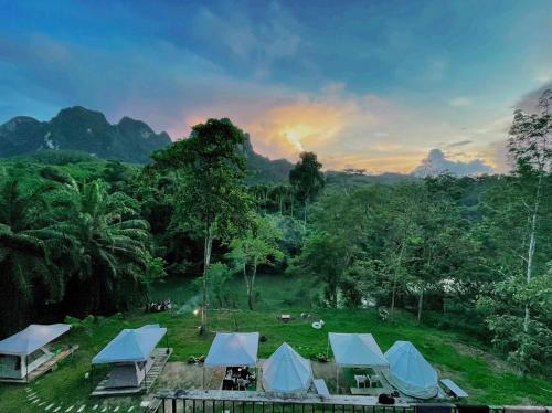 Amornkeeree Khao Sok Camping สุราษฎร์ธานี