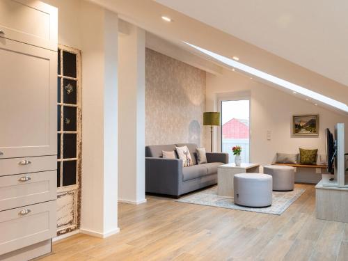 2 bedrooms, 3 beds