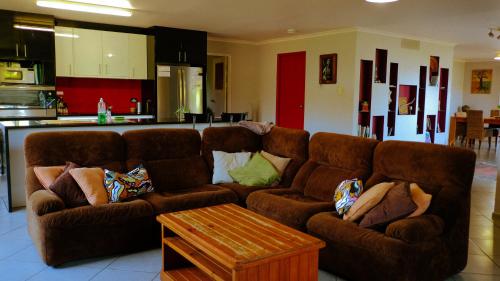 แบคแพคเกอร์ แอท 1770 (Backpackers @ 1770) in แอกเนส วอเตอร์