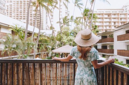 512333791 White Sands Hotel