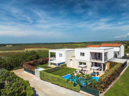 Villa Sky Dream for 8 persons near Novigrad