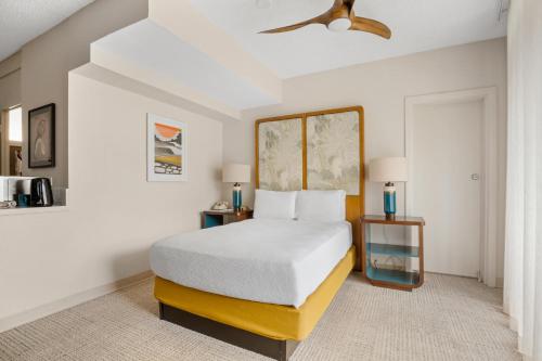 512334679 White Sands Hotel