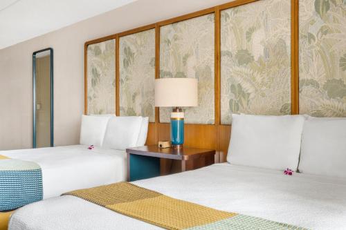 512334872 White Sands Hotel
