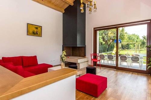 Villa Dora in Central Istria kids friendly with private pool and playground for 10 persons