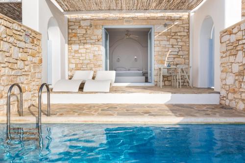 Premier Suite with Sea View & Private Pool image 7