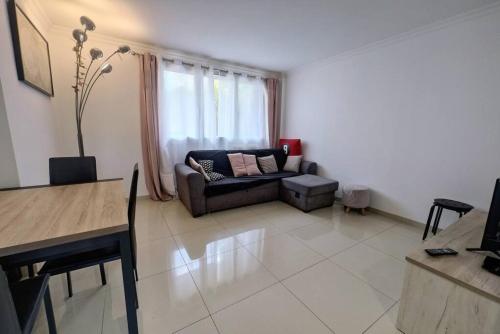 Bel Appartement à St Maur - Location saisonnière - Saint-Maur-des-Fossés