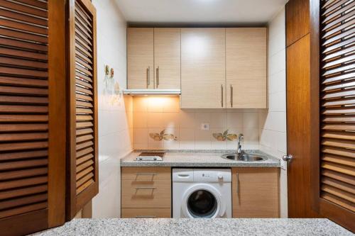 MonKeys Apartments La Campana Suites - image 3