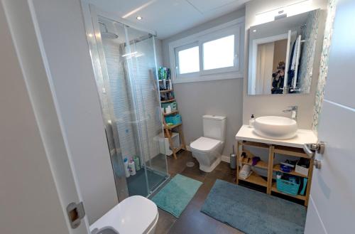 Twin Room with Shared Bathroom