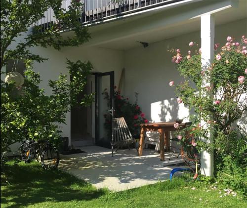  Gartenstudio Peony, Pension in Innsbruck