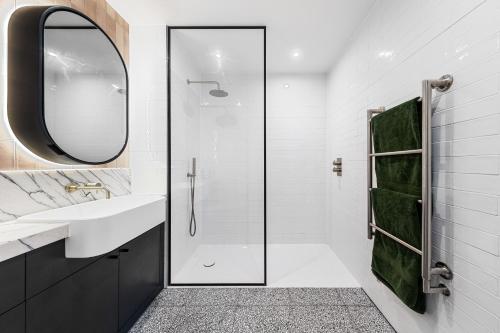 Central London New 2 bedroom flat Riverview Balcony, Londyn (zdjęcie 9)