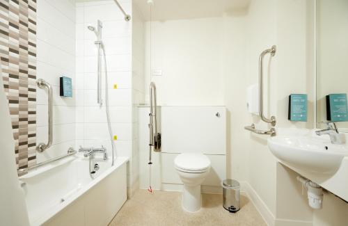 room detail thumbnail 2