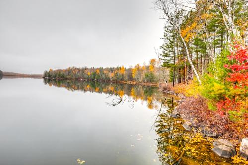 Mercer Cottage on Crystal Lake with Private Dock! in Mercer, USA