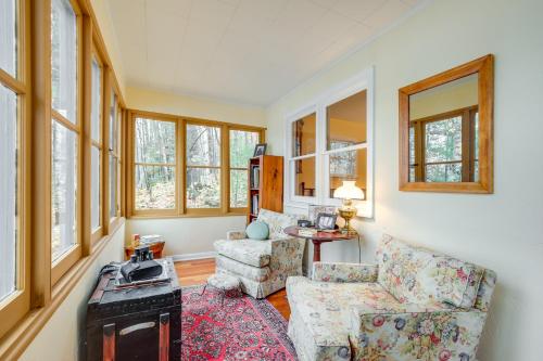 Mercer Cottage on Crystal Lake with Private Dock! in Mercer, USA