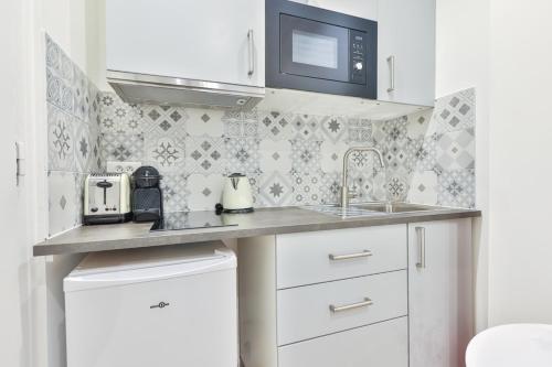 Charming studio - 2P - Eiffel Tower - main image