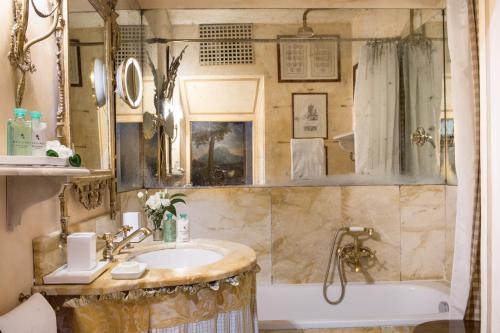 Napoleone Suite image 1