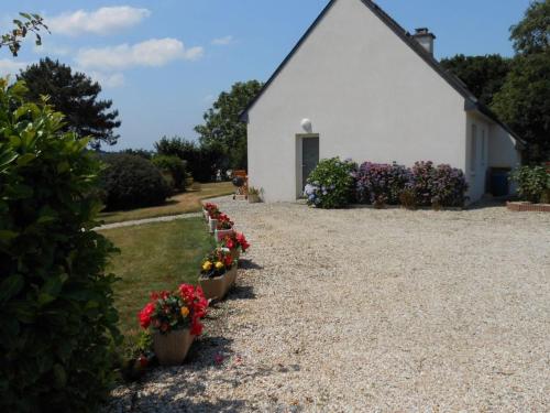 La petite maison in Quemper-Guezennec