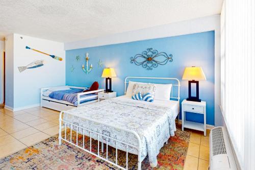 Daytona Dreamin Unit 320 in Daytona Beach, USA