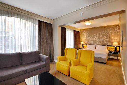 The Capetonian - Halal Room Type - Superior Room