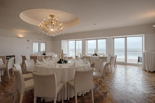 餐廳, 鬱錦香波爾圖加亞Spa酒店A26 (Golden Tulip Porto Gaia Hotel & Spa - A26) in 加亞新城