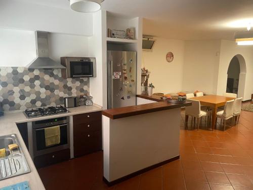 Prince Guest House Guidonia Montecelio, Colleverde