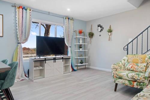 Stunning Old-Town Alexandria house with free parking in Alexandria, USA