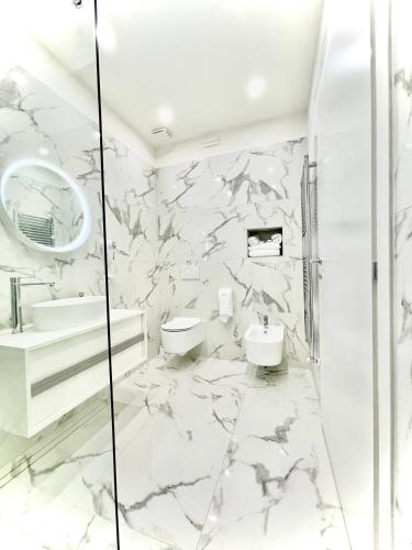 Apartment image 10