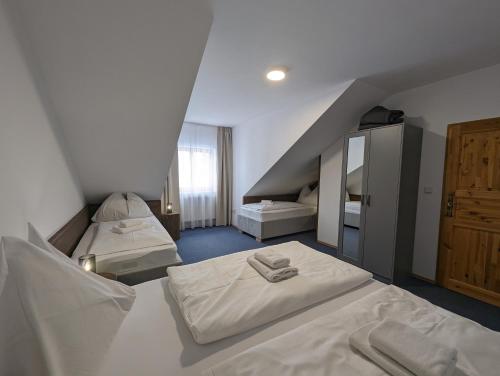 Two-Bedroom Apartment image 3
