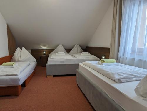 Two-Bedroom Apartment image 5