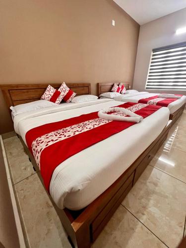 Luxe Hotel - Rooms & Villas Wayanad
