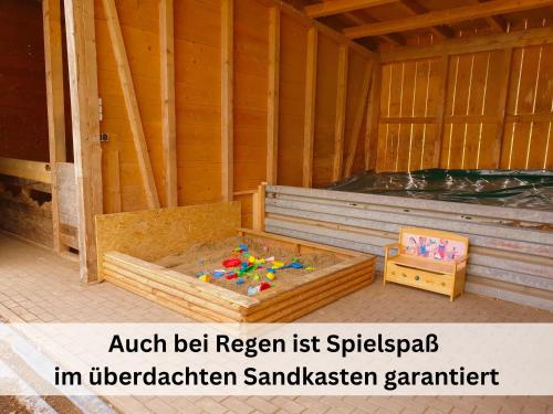 Großes Ferienhaus für 16 Pers mit Indoorspielplatz, Pool, großer Terrasse, Grill, Sauna, Kicker, Dart, uvm - ideal für Familien