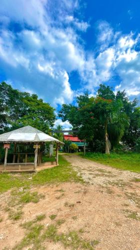 Rancho Los Quiñones (Rancho Los Quinones) in Leona Vicario
