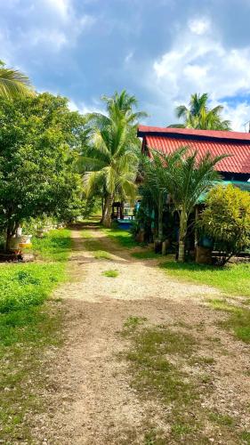 Rancho Los Quiñones (Rancho Los Quinones) in Leona Vicario