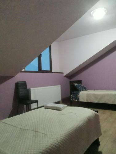 Twin Room with Mountain View