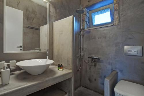 Vista Mare Villas - image 3