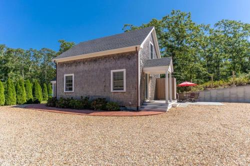 Quiet, Pet Friendly, close to Edgartown and Oak Bluffs