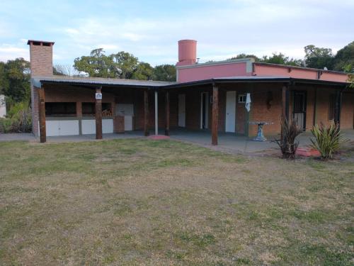 Casa quinta vuelta de obligado