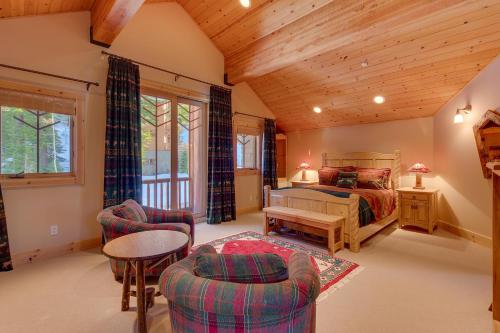 Sundance Lodge -Mountain Home w Views of Palisades - Ski Shuttle, Pets okay! in โอลิมปิกแวลเลย์
