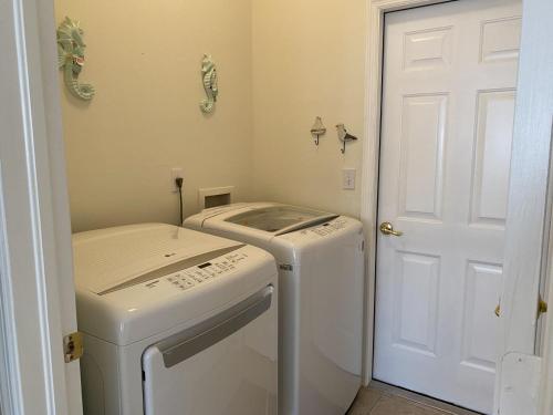 16684 Wellington Lakes - image 12