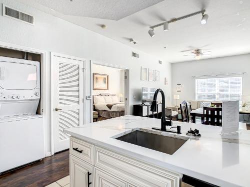 4 Bedroom Townhouse in a Gated Resort! in Kissimmee, USA