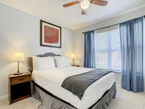 4 Bedroom Townhouse in a Gated Resort! in Kissimmee, USA