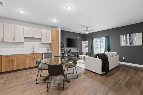 The Platinum Suite Penthouse The Gulch in Nashville, USA