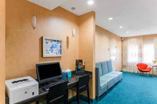 Sonesta ES Suites Boston Westborough