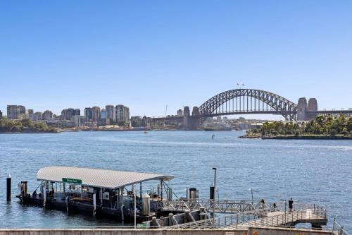 Balmain Wharf l 2 Bedroom Apartment - image 11