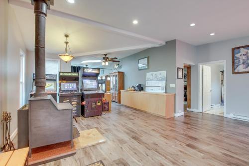 Spacious Sheboygan Home with Grill and Fire Pit! in Mosel
