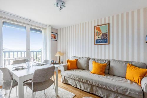 Flat with sea view in Blonville-sur-Mer - Welkeys