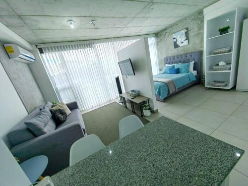 0404 iFreses estudio con Aire Acondicionado y Parqueo 0404 iFreses estudio con Aire Acondicionado y Parqueo