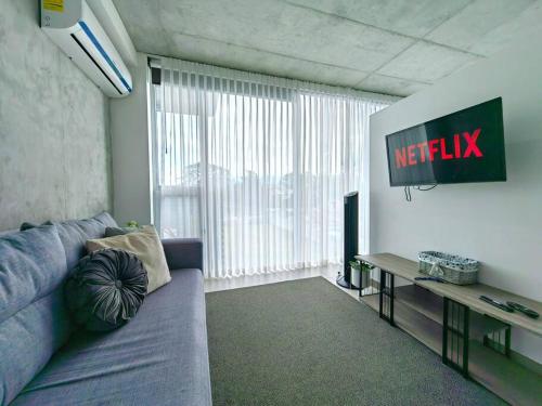 0404 iFreses estudio con Aire Acondicionado y Parqueo 0404 iFreses estudio con Aire Acondicionado y Parqueo