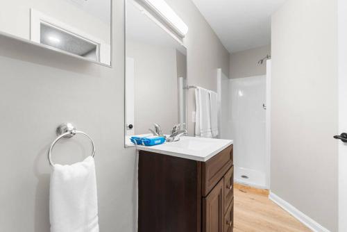 Townhouse In Woodbridge in Woodbridge, USA